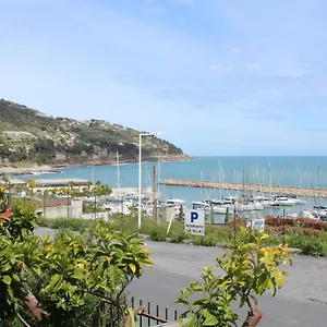 Ferienhaus Froggy House, San Lorenzo al Mare