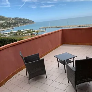 Gasthof Baia Dei Gabbiani, San Lorenzo al Mare